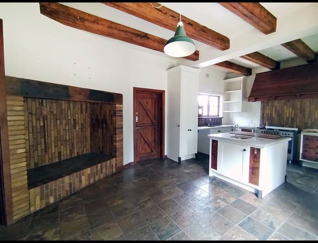 3 BEDROOM HOUSE FOR SALE IN COUNTRY LIFE PARK